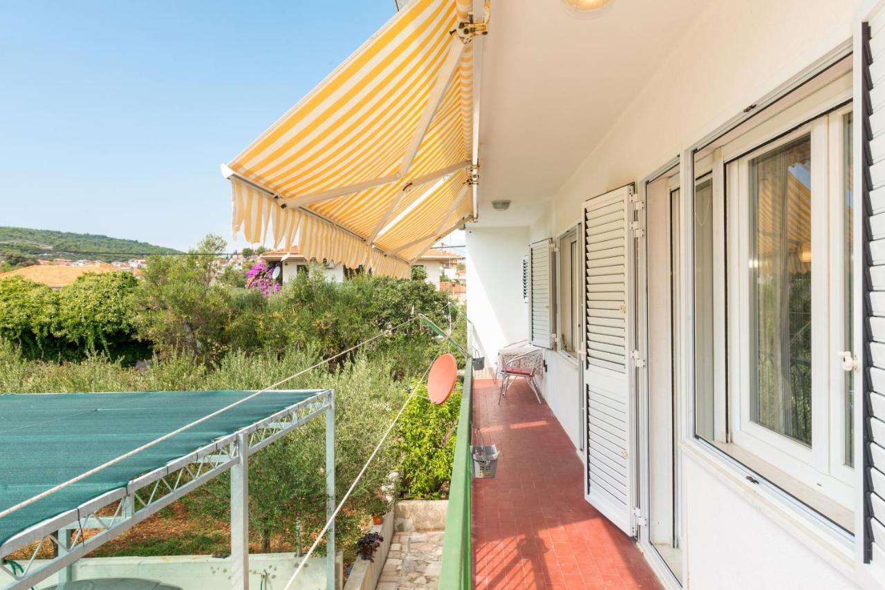 Apartments By The Sea Slatine, Ciovo - 11047 Екстер'єр фото