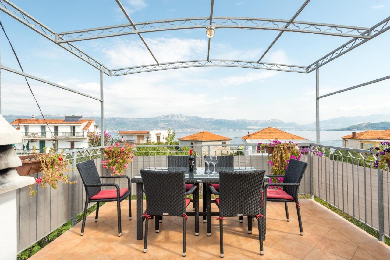 Apartments By The Sea Slatine, Ciovo - 11047 Екстер'єр фото