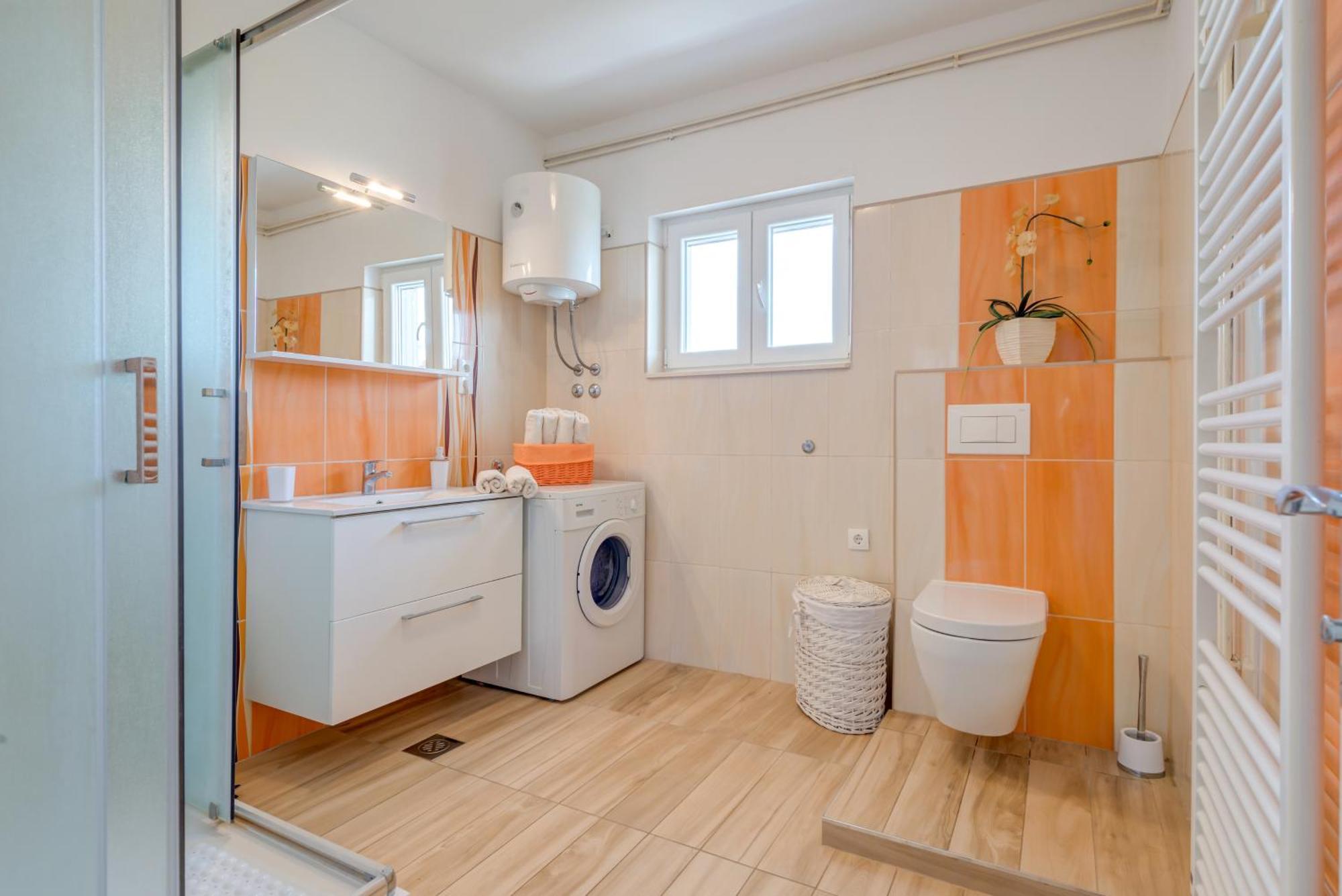 Apartments By The Sea Slatine, Ciovo - 11047 Номер фото